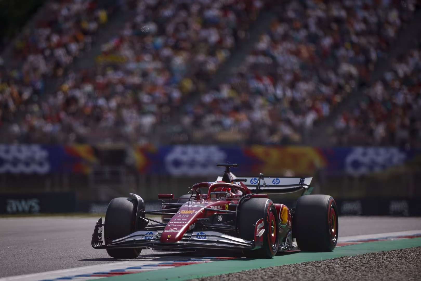 Formula 1, Leclerc rimonta e si prende il podio